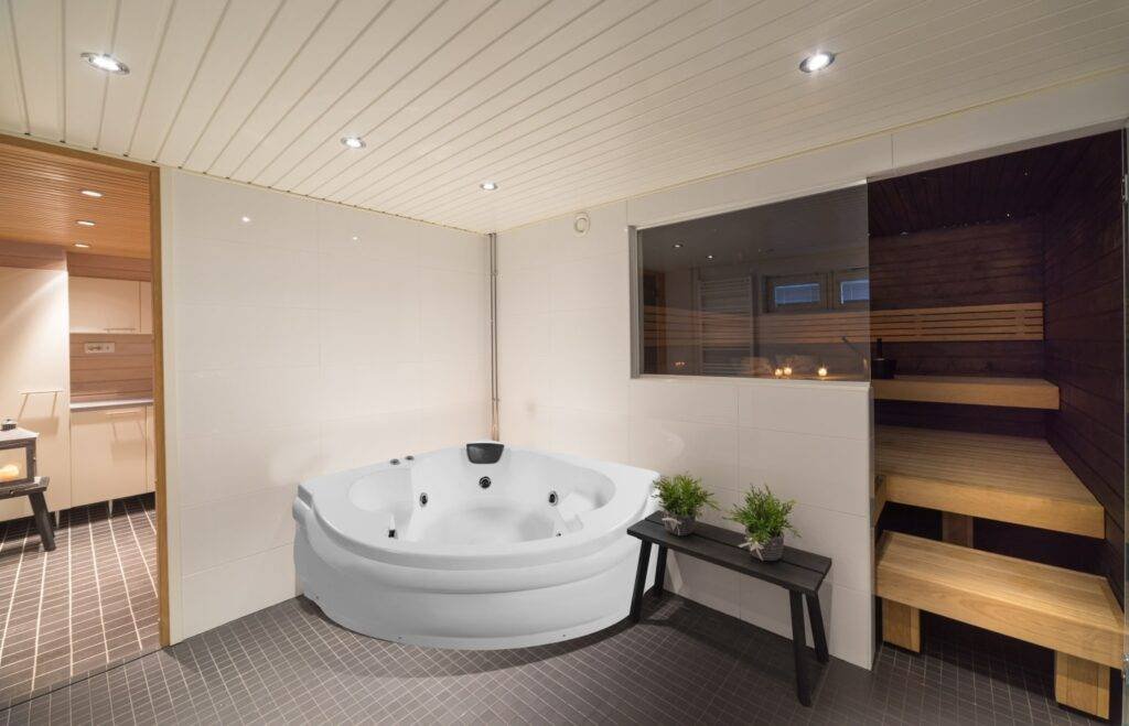 Whirpool Bath | Rolando