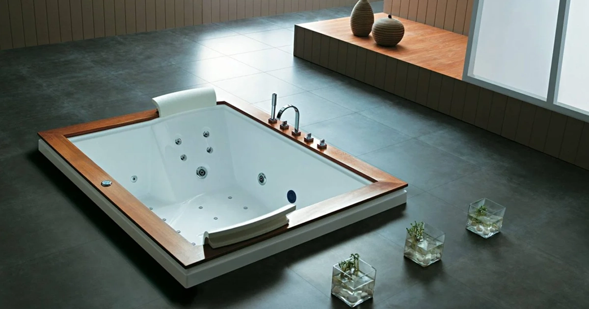 Built-in jacuzzi bathtub.
